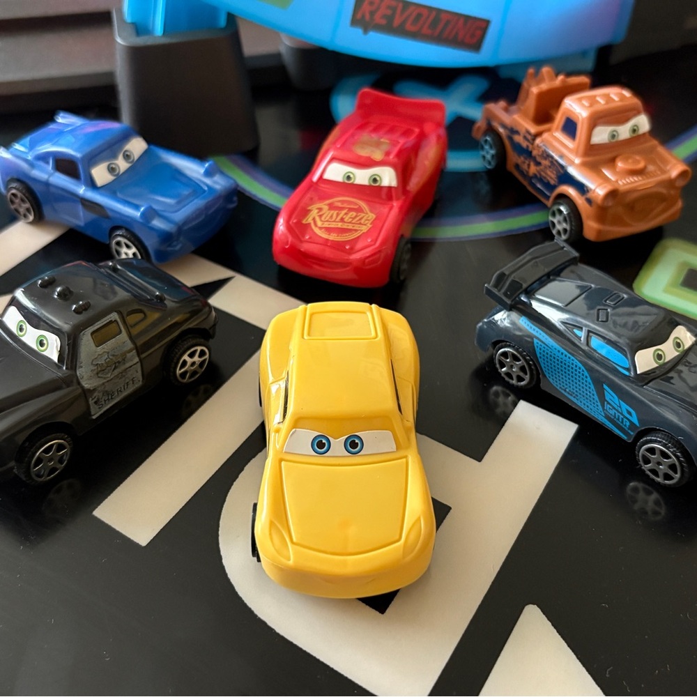 🆕 Racing Toy Cars (inspired by Cars)